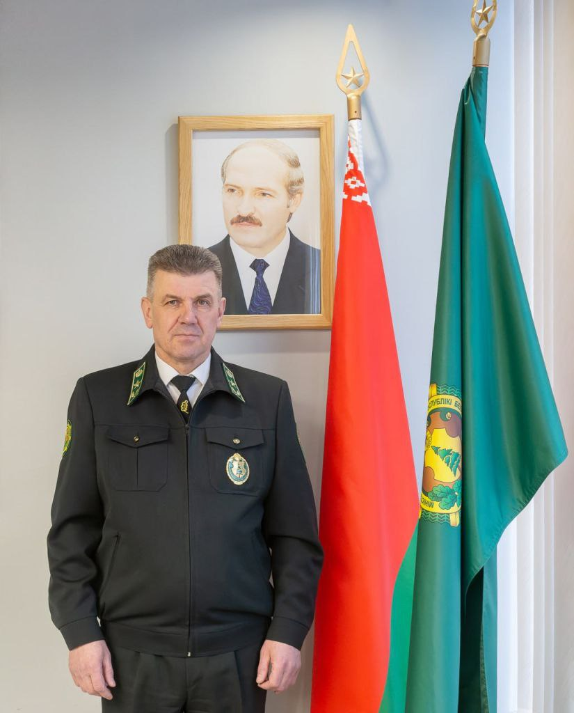 Министр лесного хозяйства поздравил работников и ветеранов отрасли с Днем Независимости Республики Беларусь
